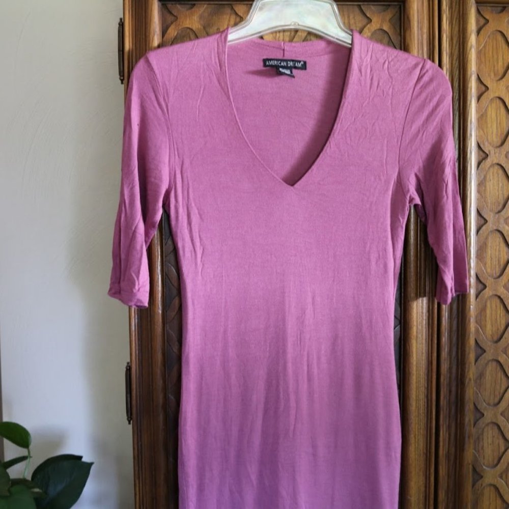 🌟FREE with purchase🌟 American Dream V-Neck Fitted Midi Dress  - Size XS - Picture 3 of 14